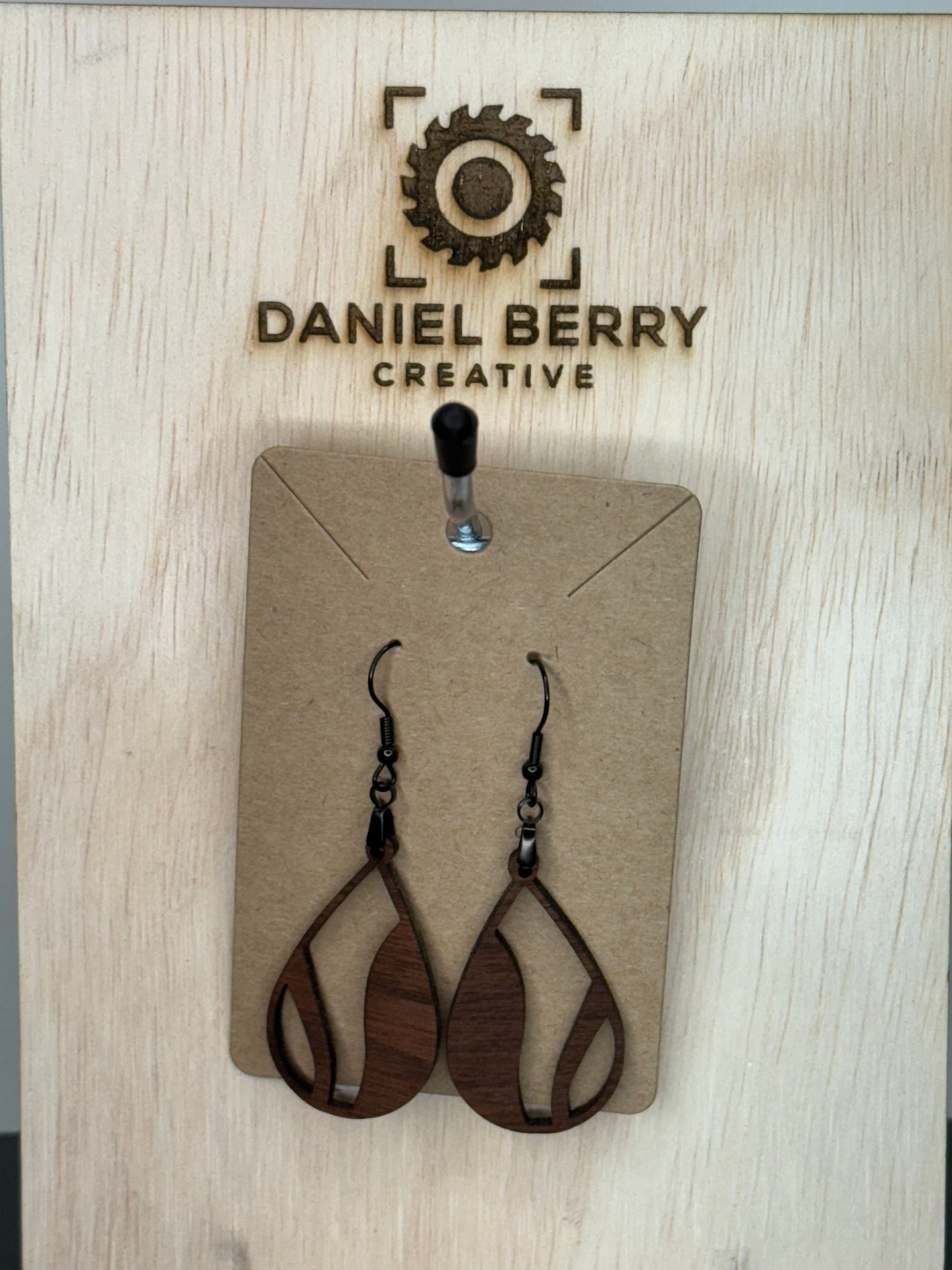 Wooden dangle earrings