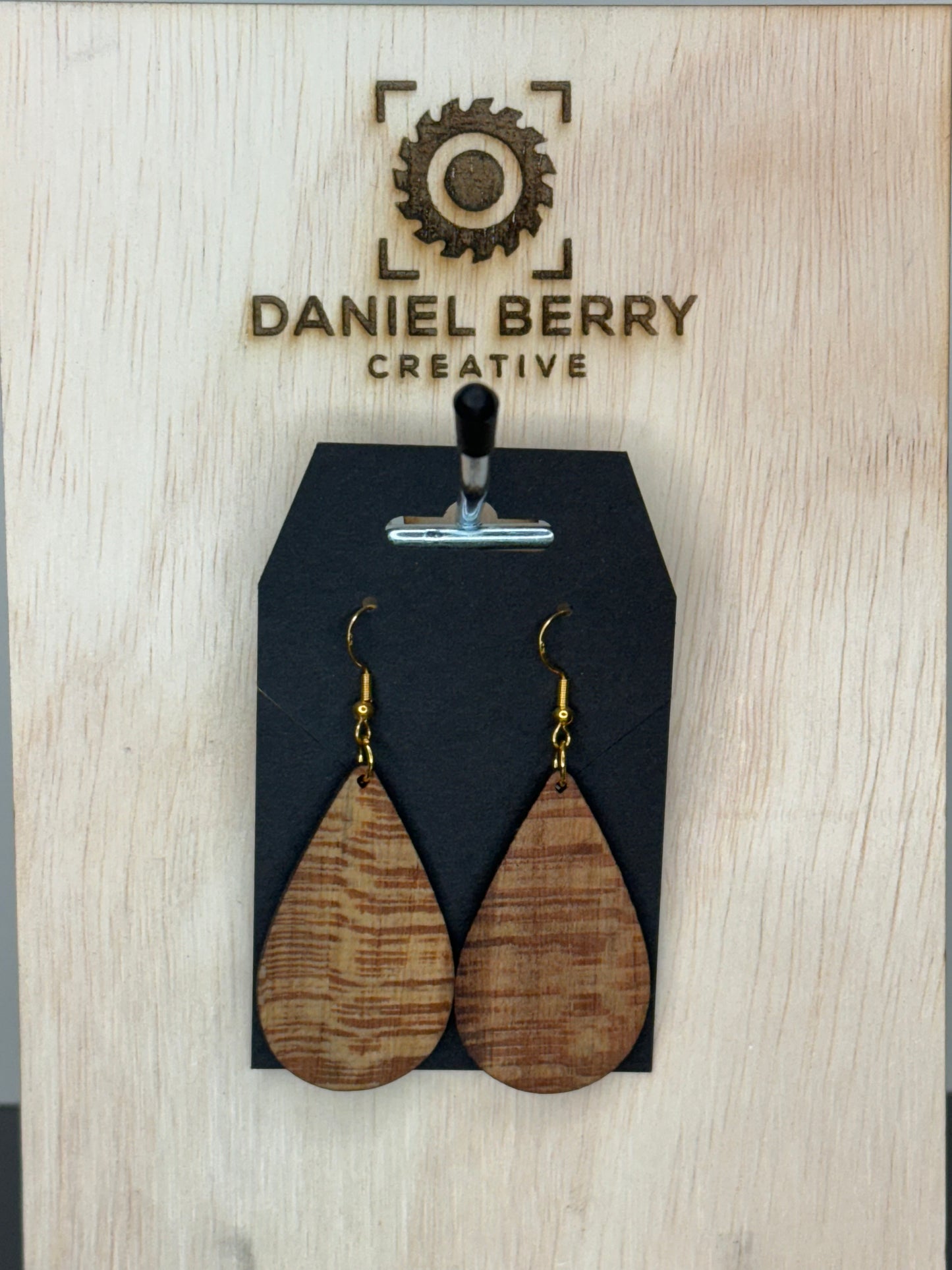 Wooden dangle earrings