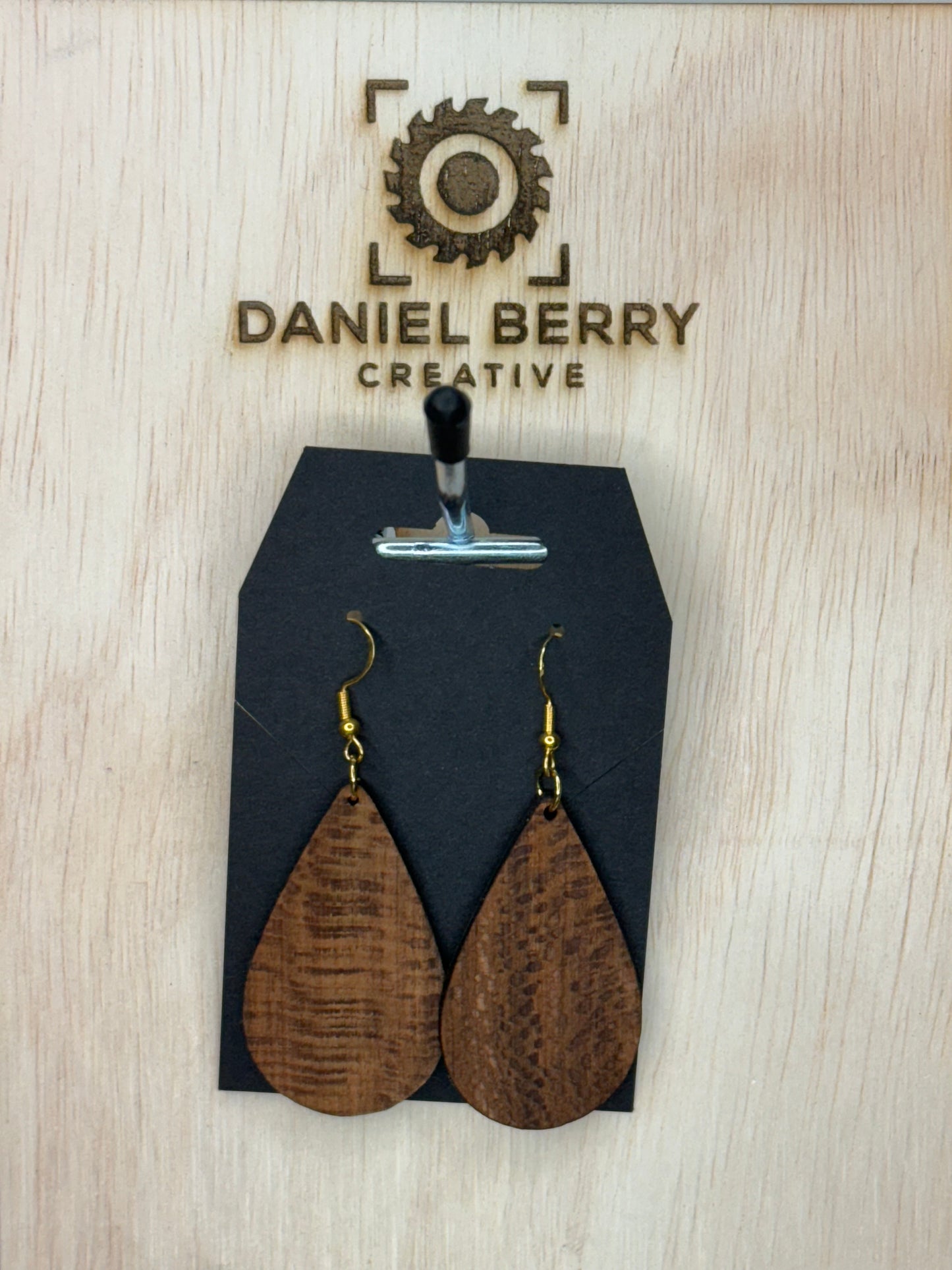 Wooden dangle earrings